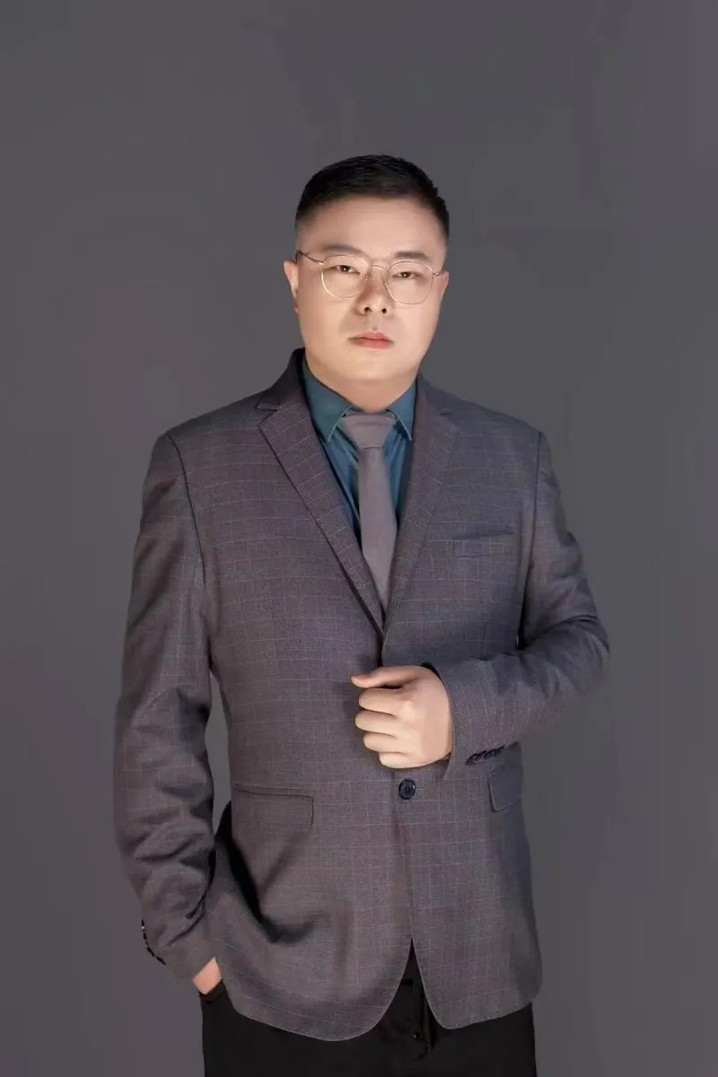 仲斌